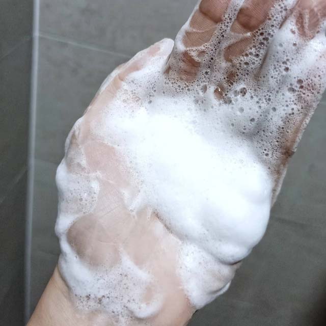 資生堂珊珂SENKA洗顏專科洗面奶使用心得分享