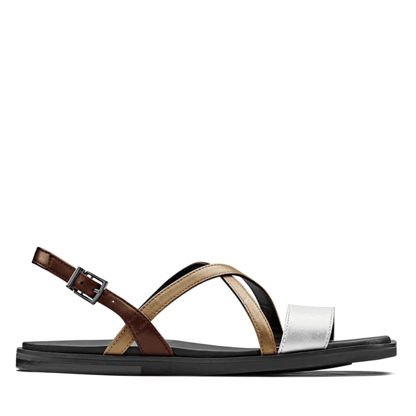 玩轉新格調，盛夏逐夢之履——Clarks 邀您共度“仲夏之夢”