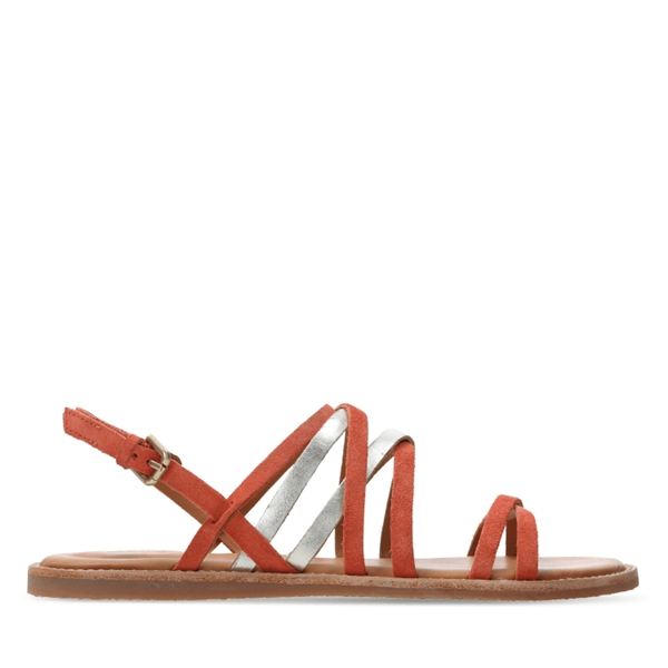 玩轉新格調，盛夏逐夢之履——Clarks 邀您共度“仲夏之夢”